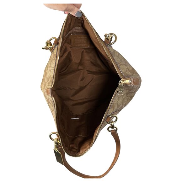 Coach Signature Ava Gold Chain Brown/Beige Tote Shoulder RESERVED FOR D_PULLING - Picture 3 of 9
